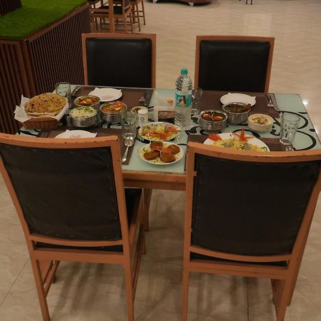 Saubhagya Inn By Kempinski Lucknow Ngoại thất bức ảnh